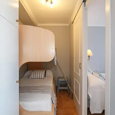 Uhc Gisamar Apartment