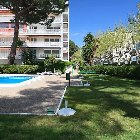 Apartment Uhc Gisamar *